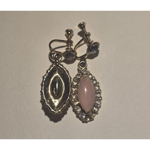 Vintage Pink And gold Tone  Screw Back Clip On Earrings - Picture 3 of 3